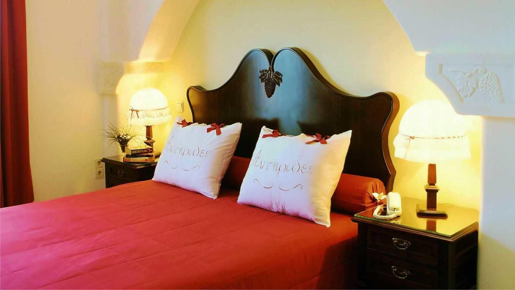 Antirides Hotel Науса Экстерьер фото